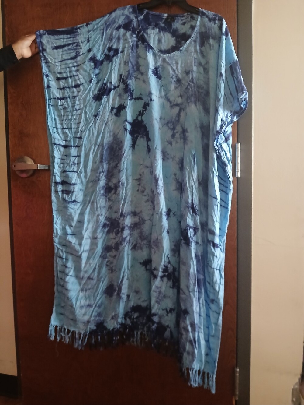 NWOT/ BEAUTY BATIK blue tye dye kaftan